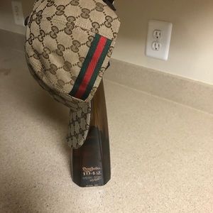 Meet your Posher, Mel